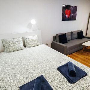 Central Studio Boulevard